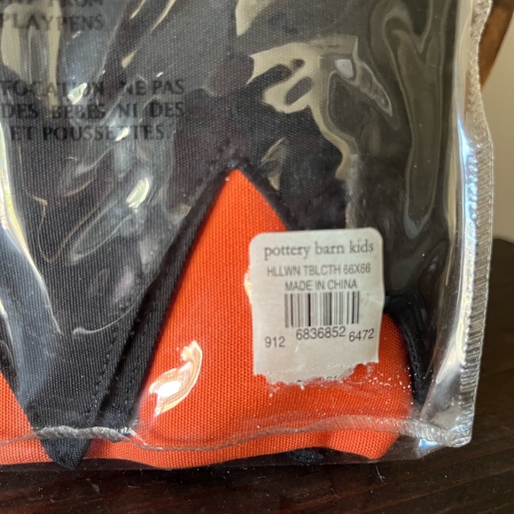 Pottery Barn Kids Haunted Halloween appliqué table cloth NEW - Picture 6 of 7